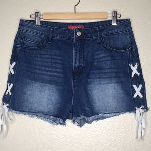 Vintage Guess Woman’s Shorts